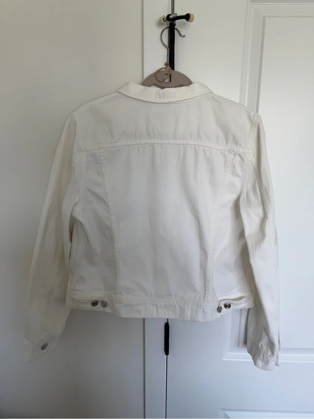 J.Crew White Denim Jacket Women’s XL Like New Classic Button Front